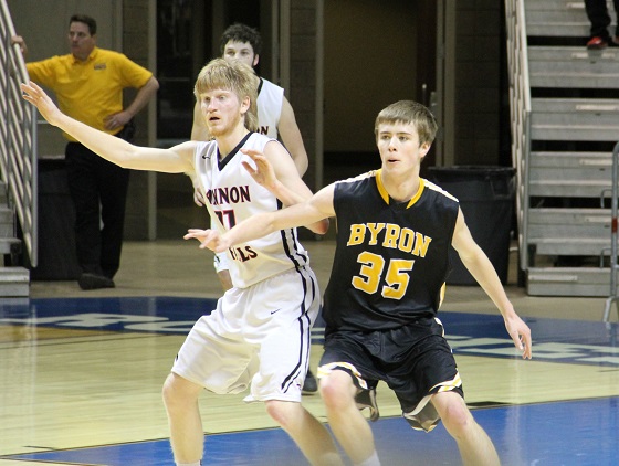 Kyler Banks waits for the ball in a sub-section game