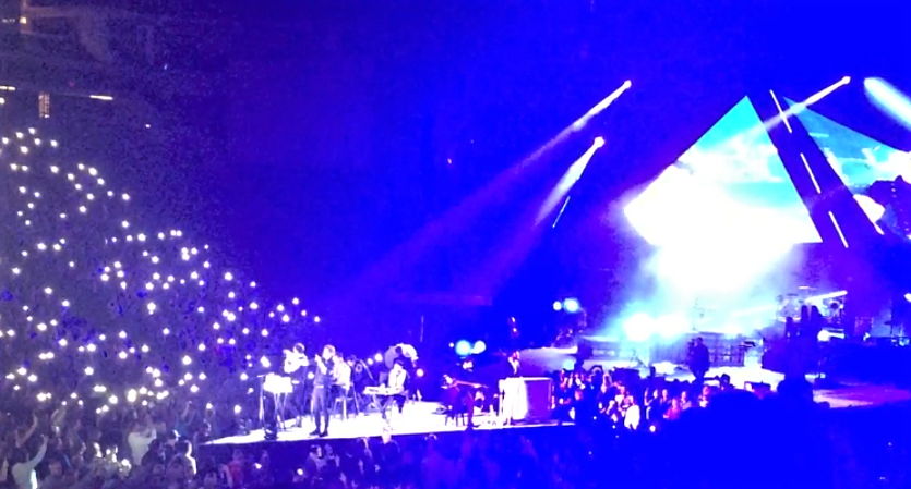 Fans jammed out to For Kings and Country at the Target Center. 