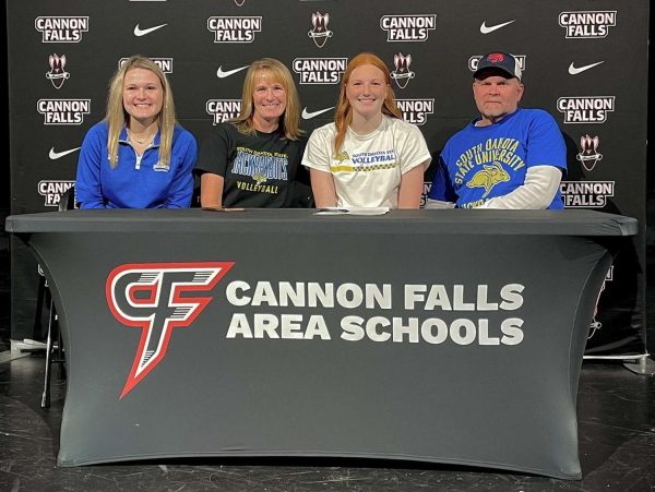 Madison Burr committed to SDSU to continue her volleyball career.