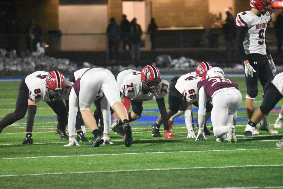 Gus Otto gets ready to block 