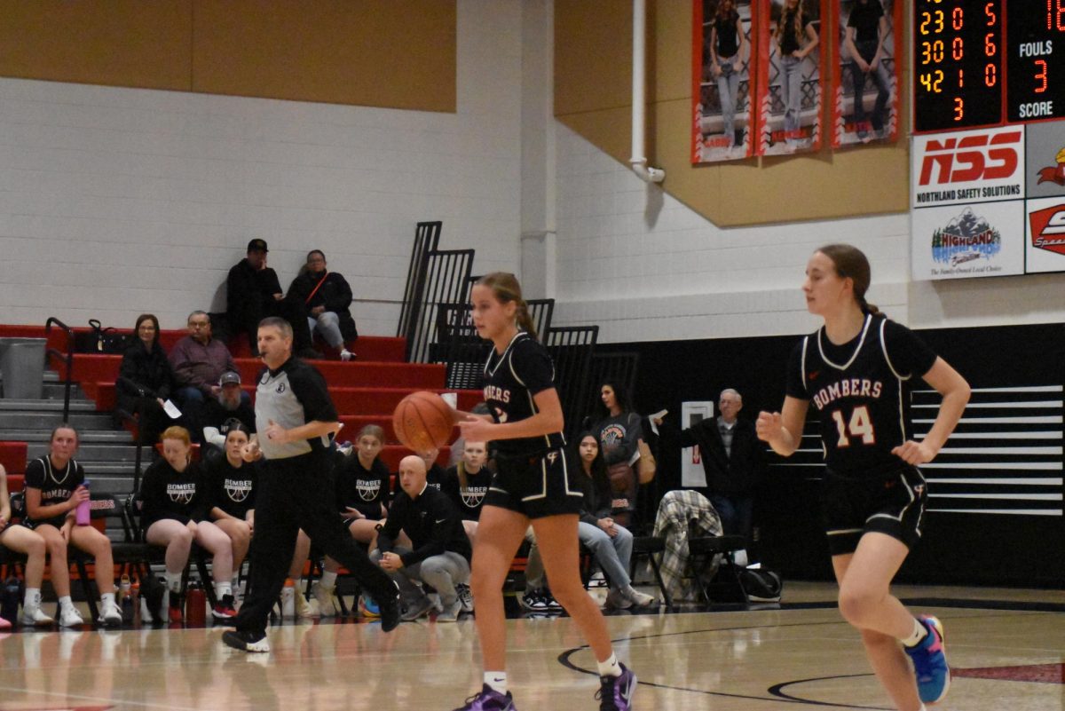 Sophomore Livia Tennessen dribbles the ball.