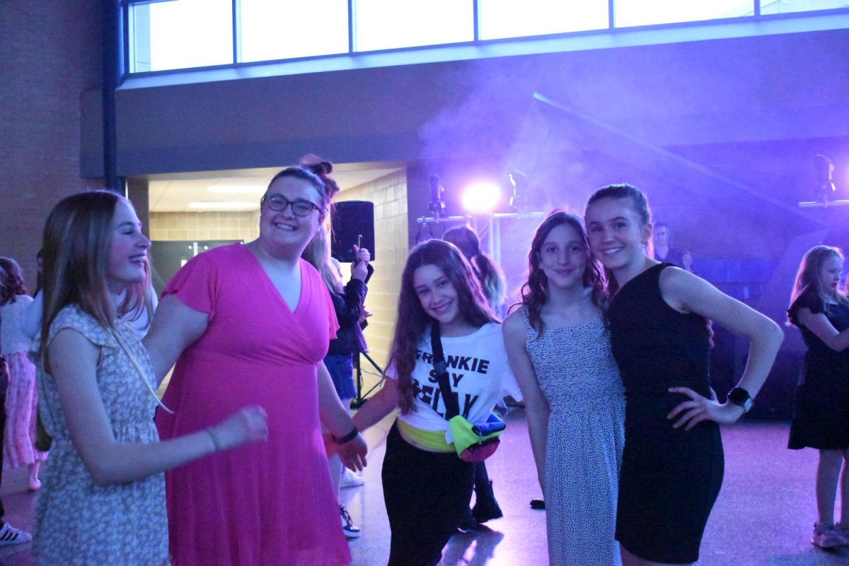 7th graders pose for a picture