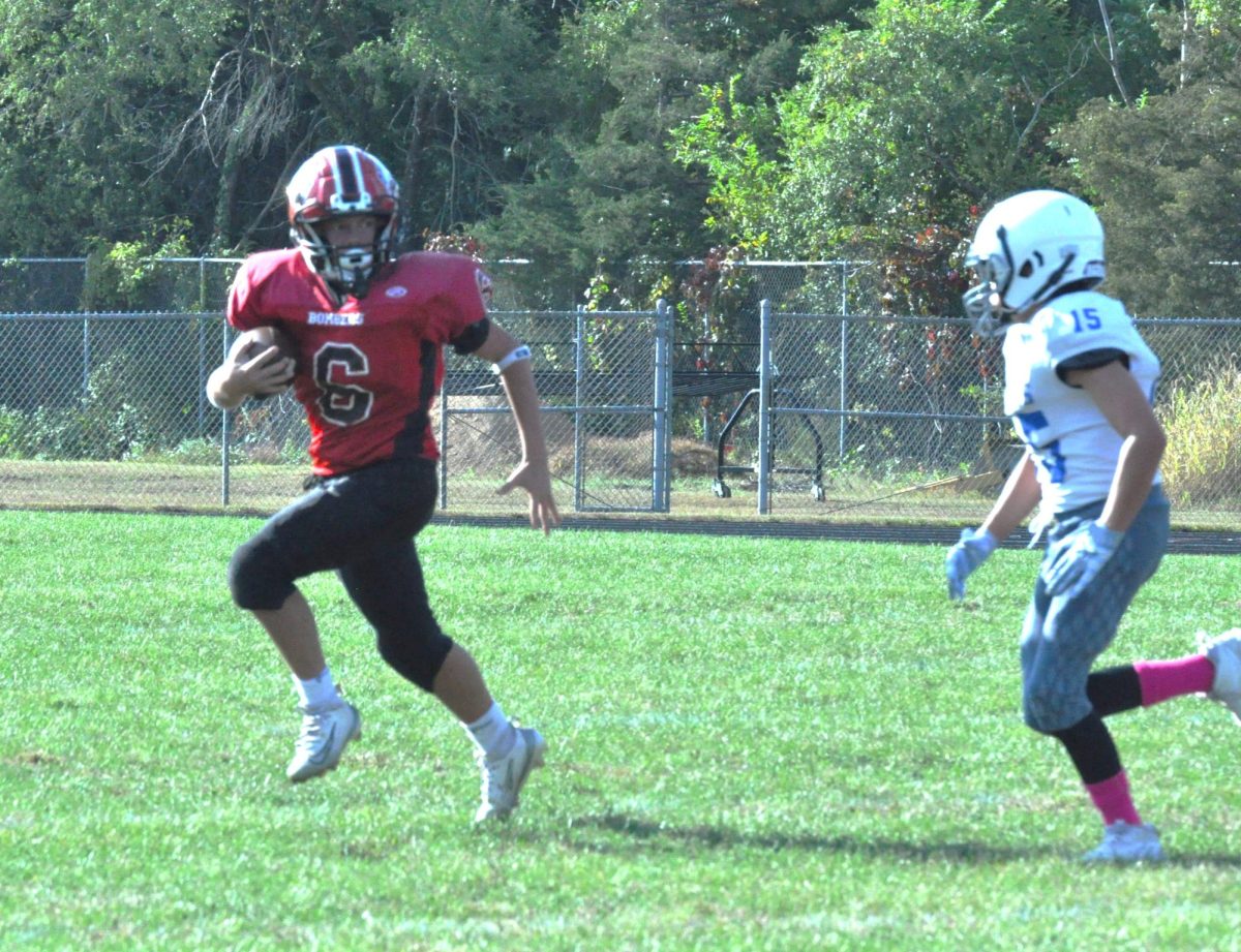8th grade football focused on improving